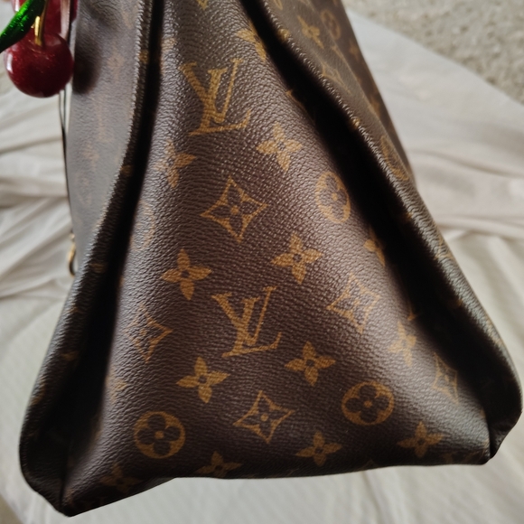 Louis Vuitton Brown Monogram Bag Artsy - Picture 3 of 16